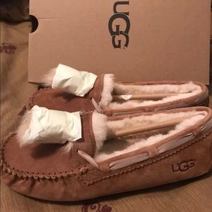 Ugg Dakota Pom Pom Slippers Women Size 10